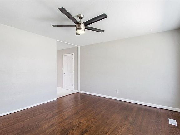 4th image of 3912 NW 14th St