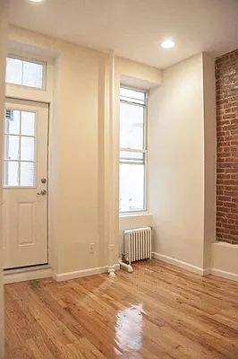 Rented by Town Residential | media 33