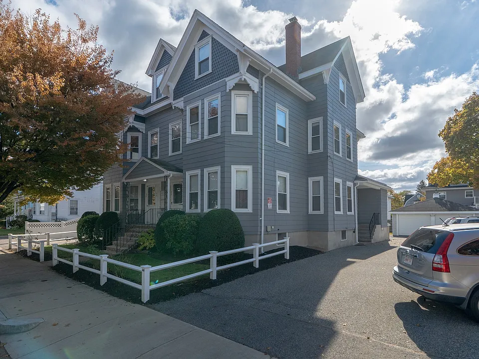 35 Washington Ave #3