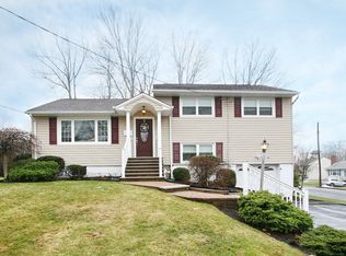 107 Westland Rd, Cedar Grove, NJ 07009
