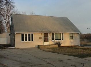 7509 SW 14th St, Des Moines, IA 50315