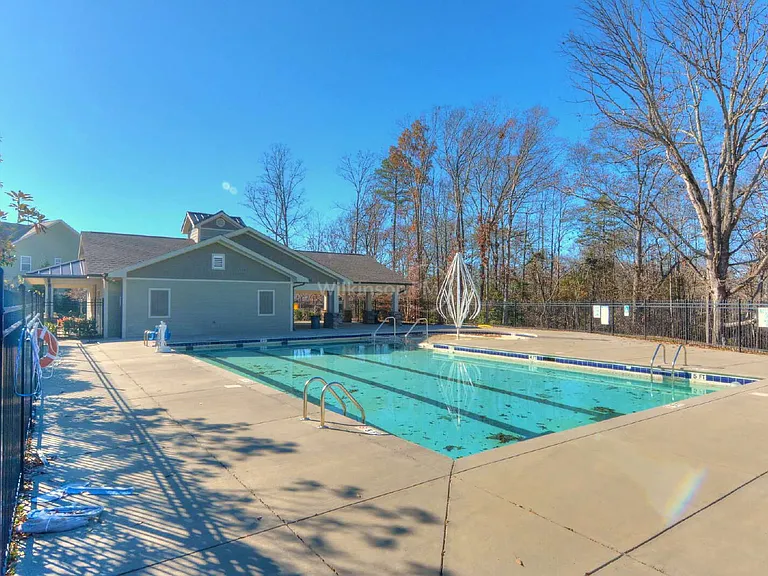 1465 Bramblewood Dr — Photo 37
