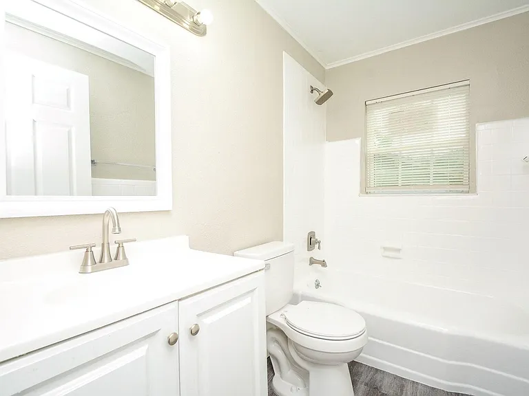713 Wafer St — Photo 15