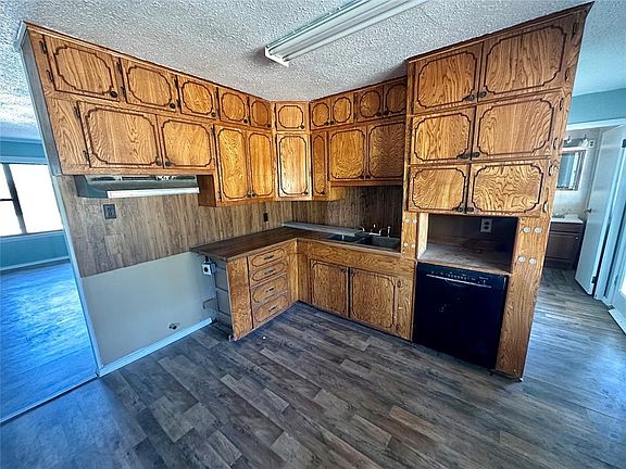 5th image of 2316 NW 28th St