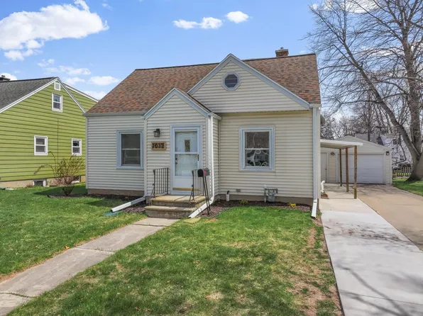 1032 Park St, Green Bay, WI 54303