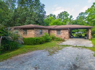 7041 Bosarge Rd, Long Beach, MS 39560