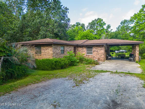 7041 Bosarge Rd, Long Beach, MS 39560