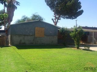 906 Blossom St, Bakersfield, CA 93306