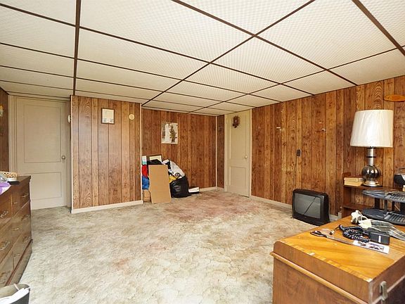 5th image of 4617 Miller Rd