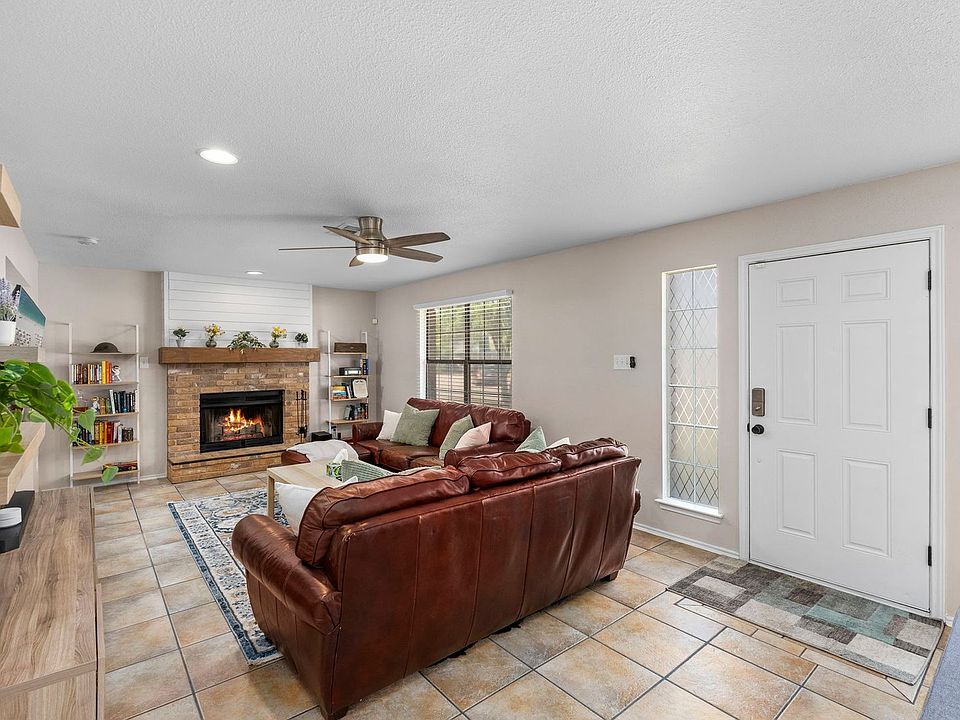 1st image of 7306 Park Trl W