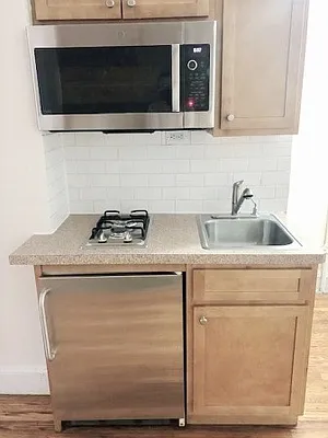 Rented by City Connections Realty | media 21