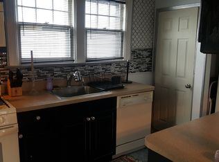 11146 207th St, Queens Village, NY 11429
