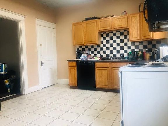 4th image of 2336 Stratford Ave