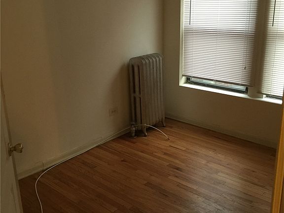 3rd image of 1649 W Jonquil Ter APT 2