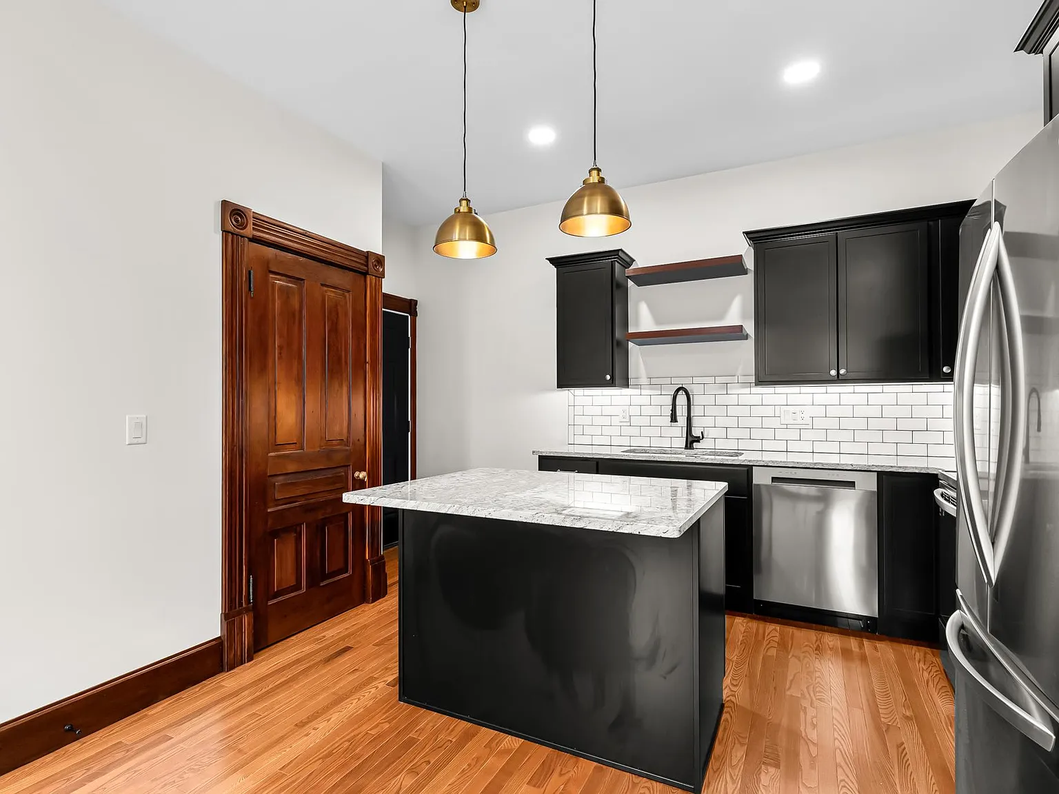 1 bed, 537 sqft, $1,375 — Photo 3