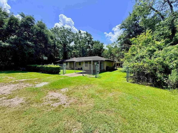 405 E Lavielle St, Kirbyville, TX 75956