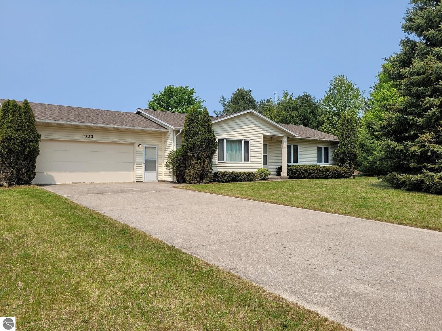 1153 Martin Dr, Frankfort, MI 49635 Zillow