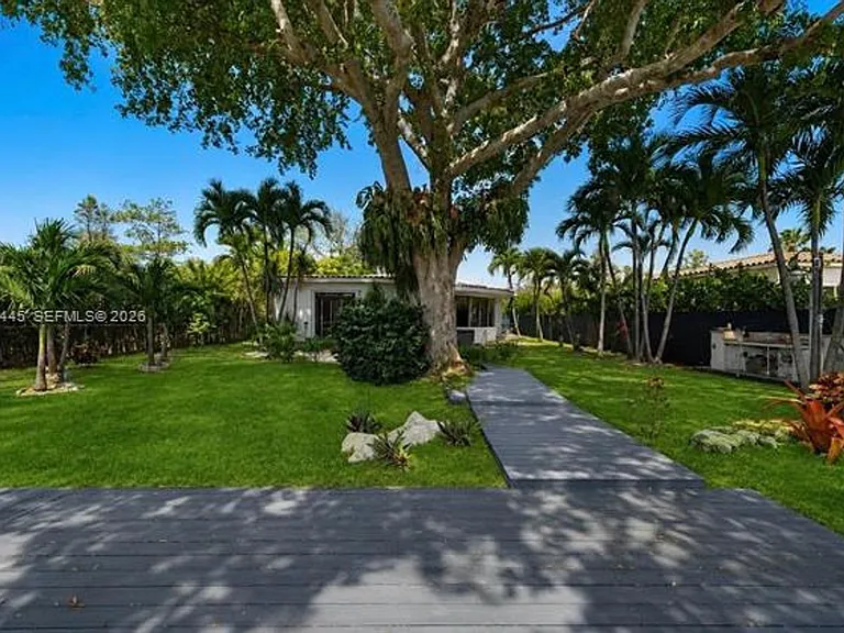540 S Shore Dr — Photo 7