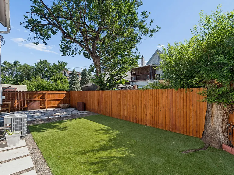 617 W 1st Ave — Photo 7