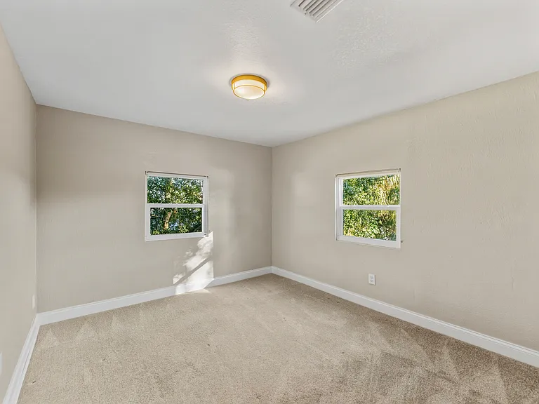 4016 W Nassau St — Photo 24