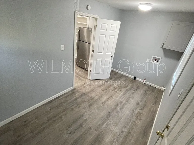 12 N Randolph St — Photo 11