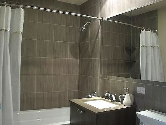 5th image of 303 10th Ave APT 9F