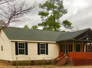 285 Capel Dr, Pinebluff, NC 28373