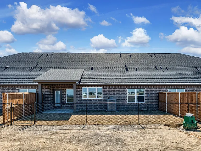 4025 Lecroy Ct — Photo 30