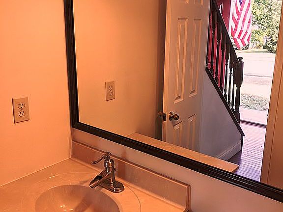 3rd image of 10161 Cedarwood Dr