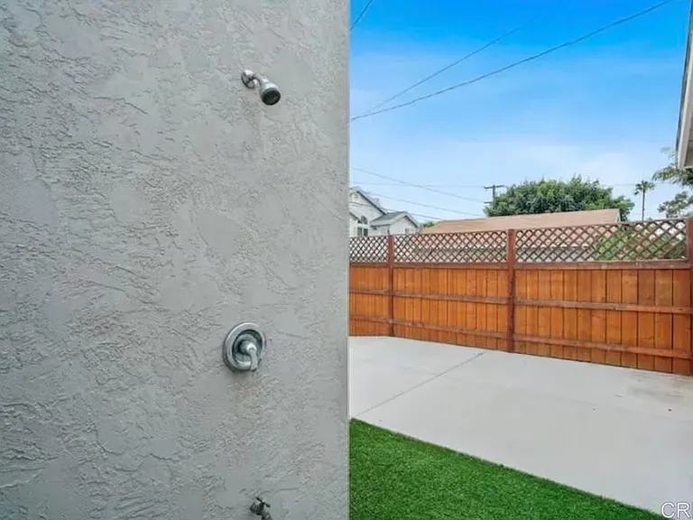 1145 Emerald St #REAR ALLEY — Photo 24