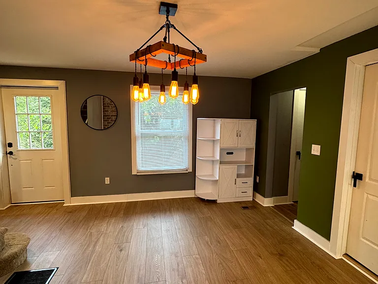 215 Brehl Ave — Photo 7