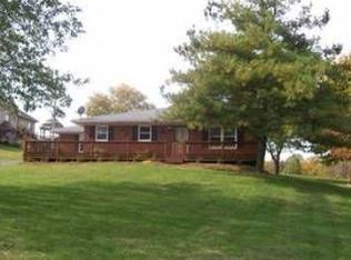 8629 Starlight Rd, Floyds Knobs, IN 47119