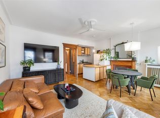 905 Union St APT 3, Brooklyn, NY 11215