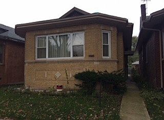 1st image of 8237 S Crandon Ave