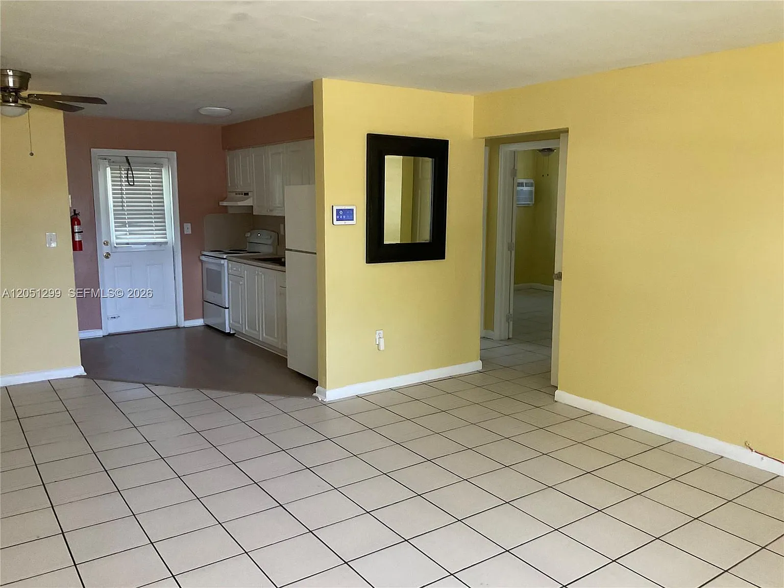 2 bed, 1.0 bath, 1830 sqft, $2,500 — Photo 3