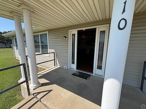 5th image of 1310 Housatonic St