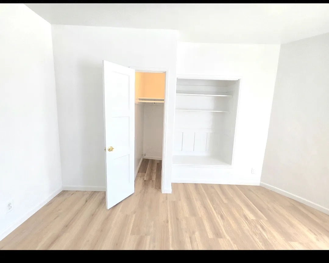 13415 Bailey Street — Photo 3