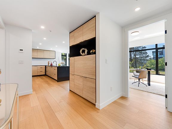 2nd image of 6485 Manitoba St #302