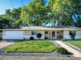 2303 Belladonna St, Redding, CA 96002