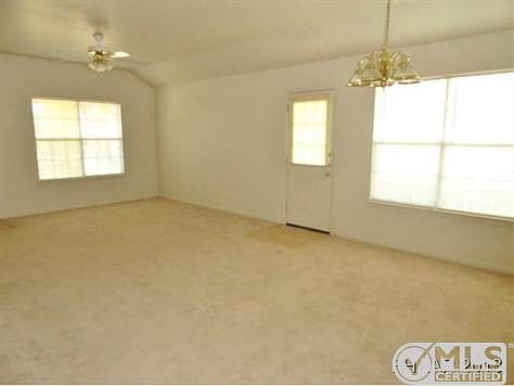 5th image of 215 Janelle Dr APT B