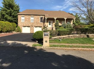 64 Homestead Cir, Marlboro, NJ 07746