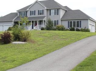 10 Fawn Ter, Groton, MA 01450