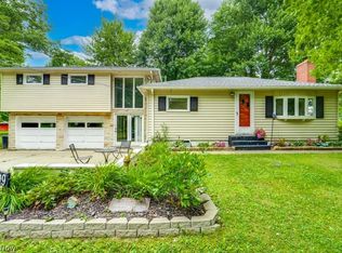 4219 Lake Rockwell Rd, Ravenna, OH 44266