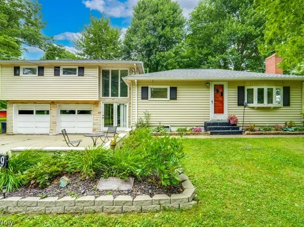 4219 Lake Rockwell Rd, Ravenna, OH 44266