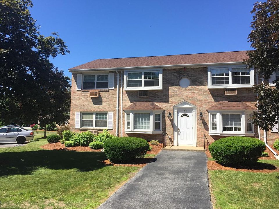 1st image of 20 Washington Park Dr