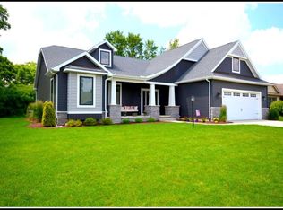 705 W Shore Dr, Osceola, IN 46561