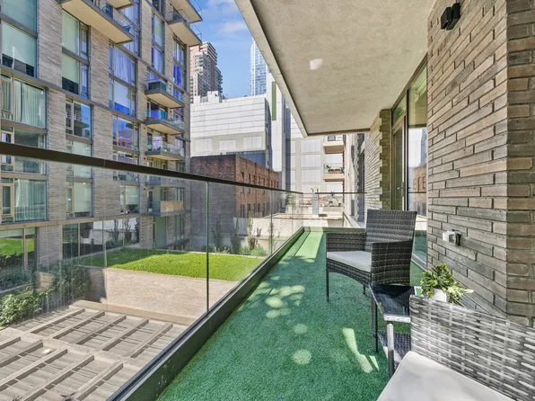 505 West 43rd Street image 25 of 30