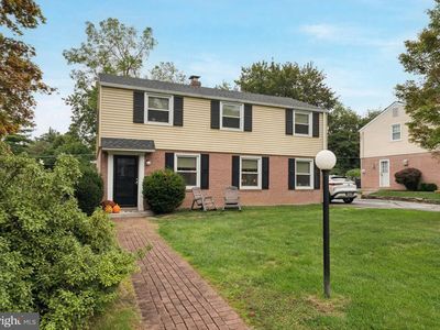 4040 N Warner Rd, Lafayette Hill, PA, 19444