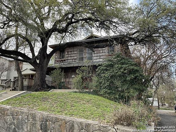3rd image of 226 Army Blvd
