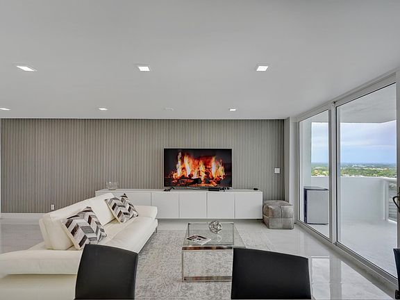 3rd image of 2715 N Ocean Boulevard #PH F